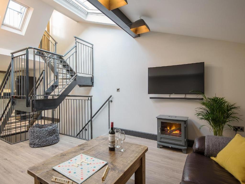 89A Church Street - Luxury One Bed Apartment With Roof Terrace Γουίτμπι Εξωτερικό φωτογραφία