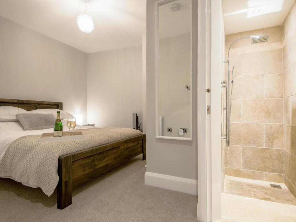 89A Church Street - Luxury One Bed Apartment With Roof Terrace Γουίτμπι Εξωτερικό φωτογραφία